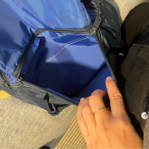 Mokuyobi Colorblock Backpack - Picture 6 of 11